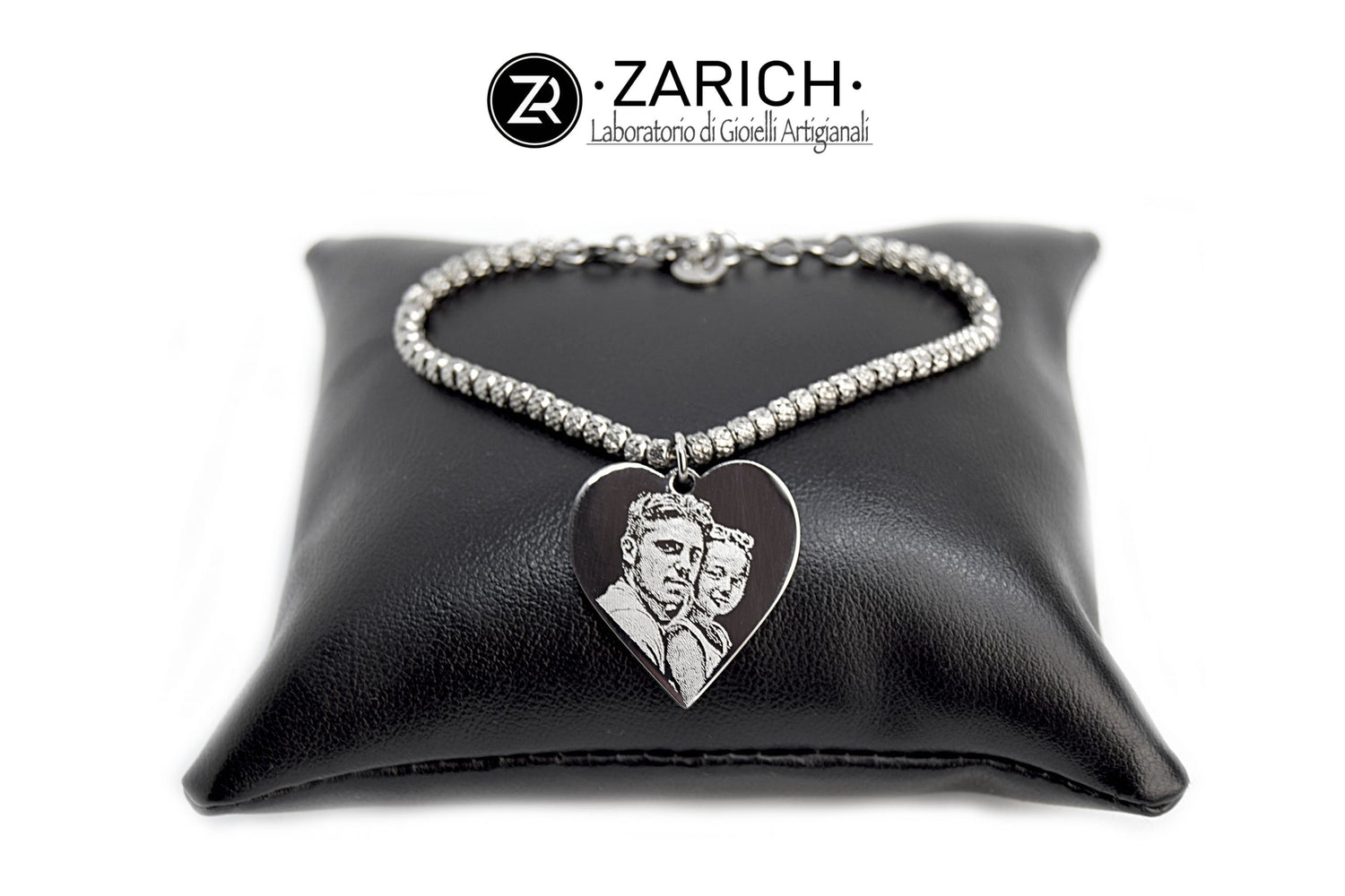Bracciale sfere small con cuore a punta fotoinciso