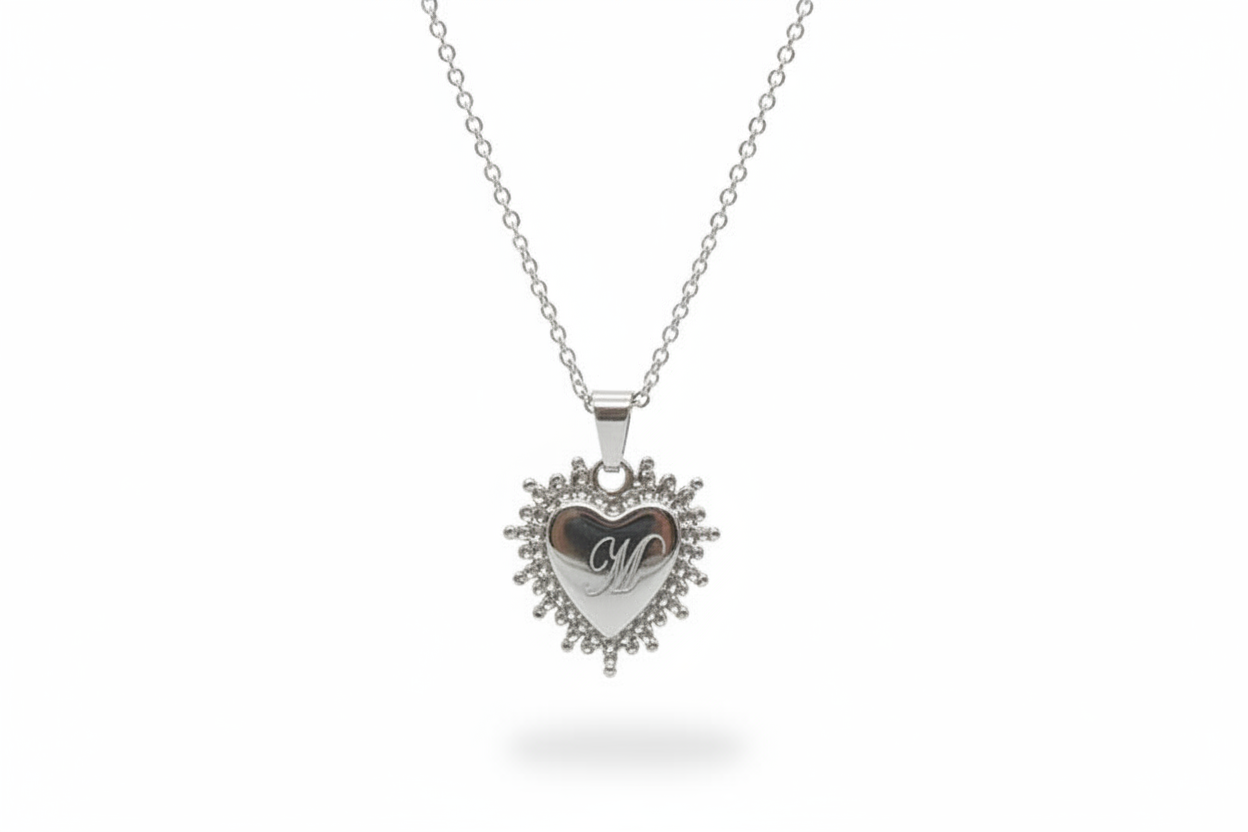 Collana cuore a fasce inciso