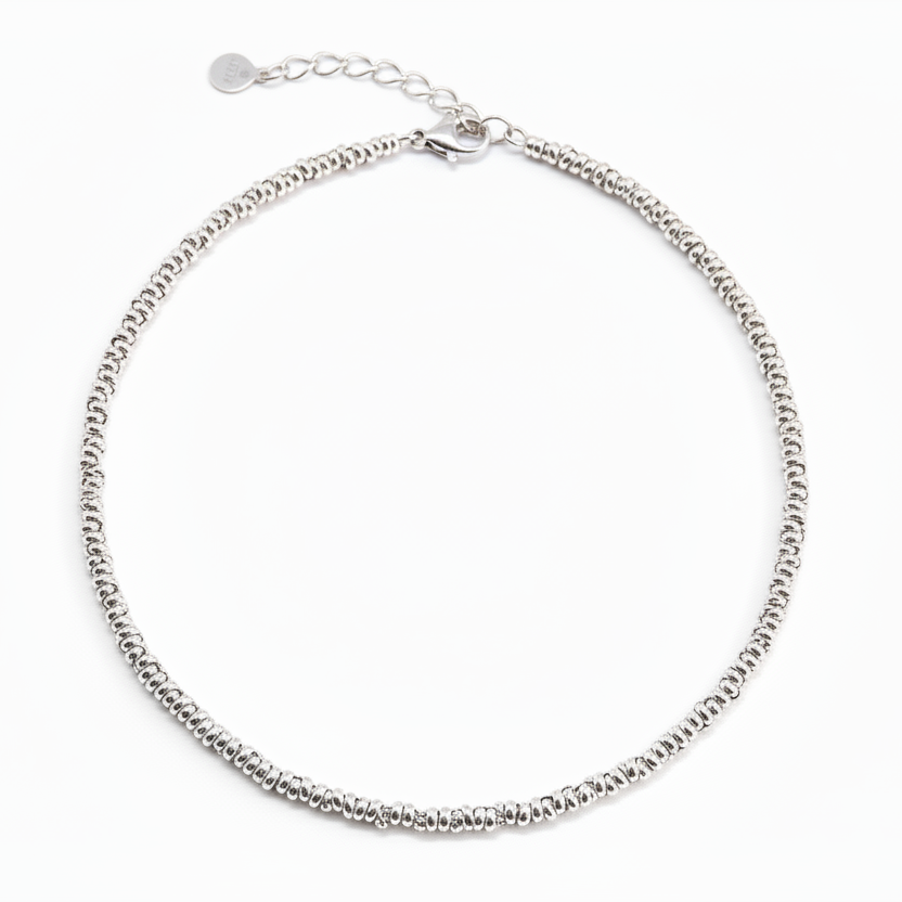 Knot necklace
