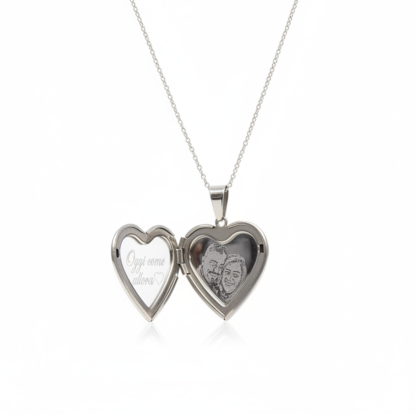 Locket heart necklace with photo engraving