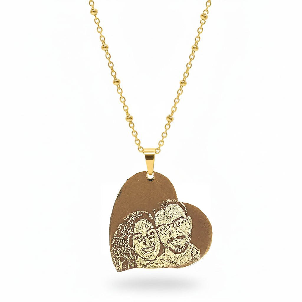 Gold necklace with photo-engraved heart