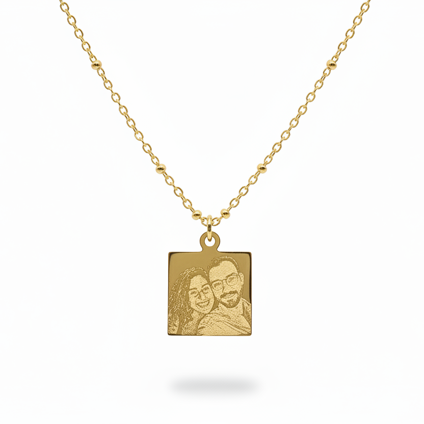 Gold necklace with square photo-engraved medal