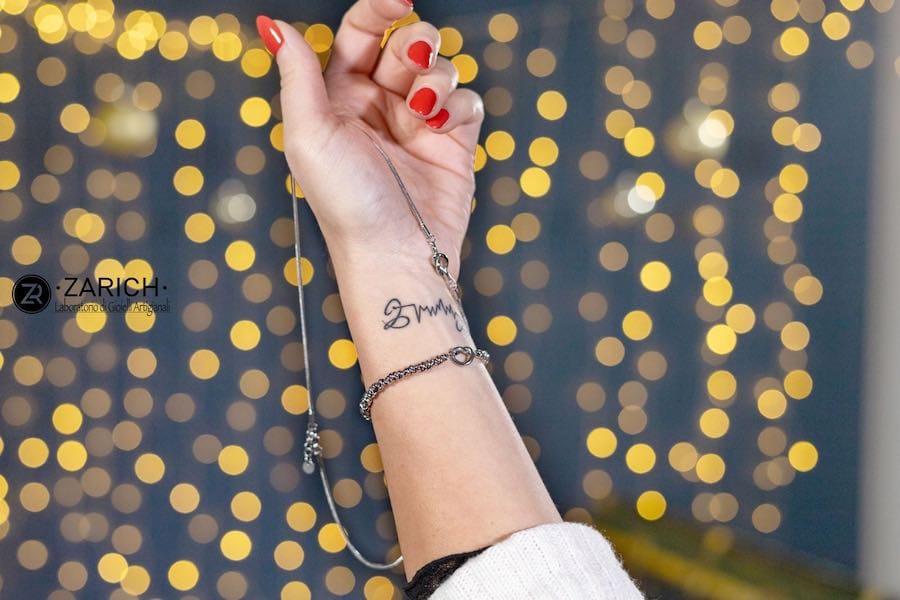 Snake knot necklace